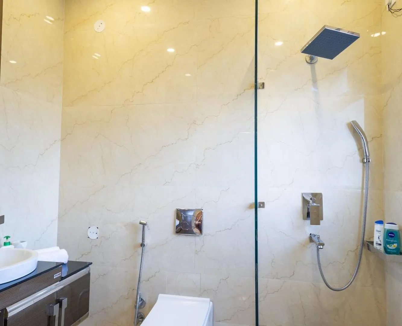 Hostie Imperial Chalet-3 Bhk Mountain Villa, Chail Σίμλα Ινδία