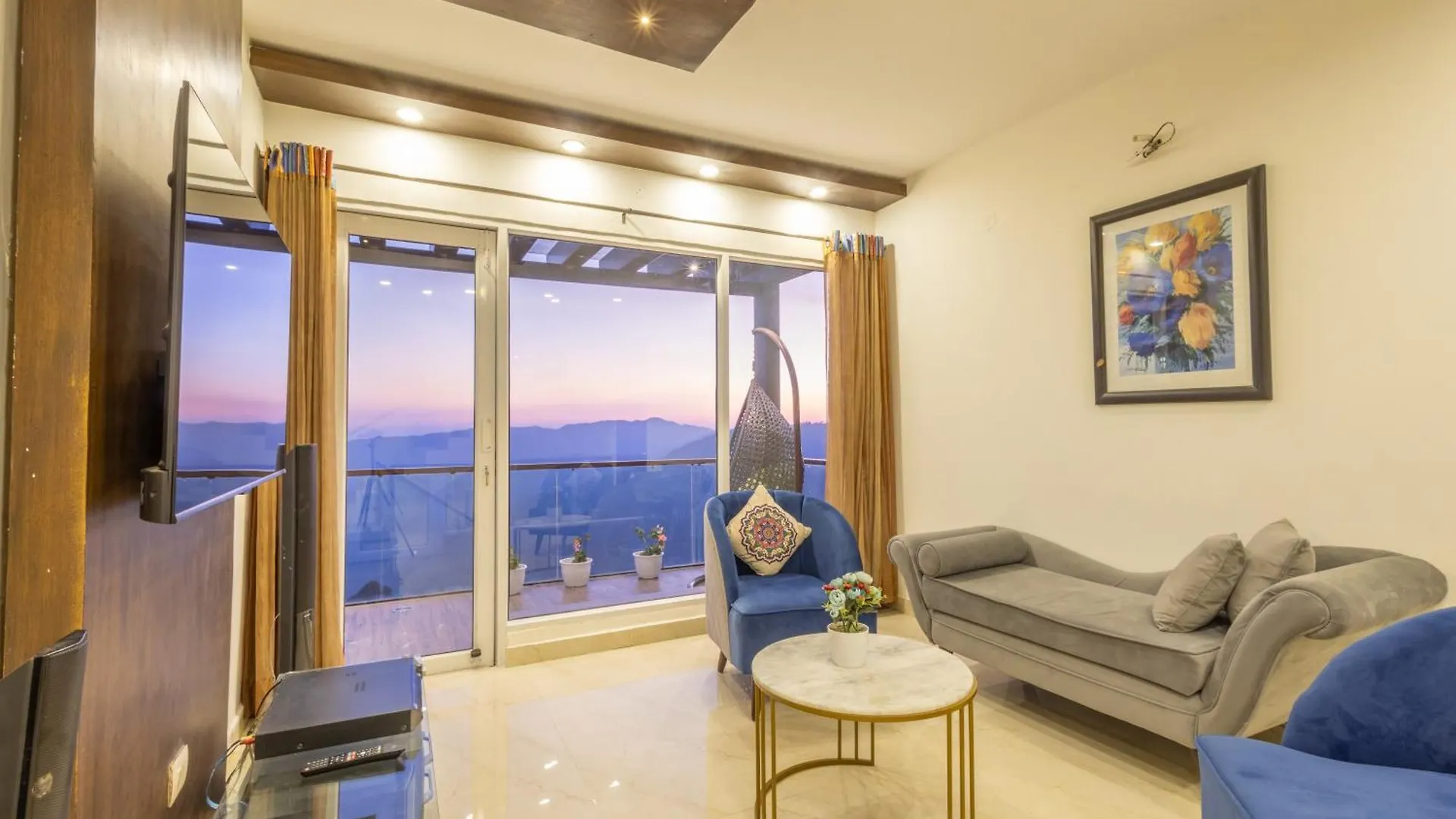 Hostie Imperial Chalet-3 Bhk Mountain Villa, Chail Σίμλα Σαλέ